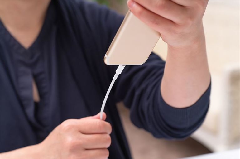 如何长时间为智能手机充电 柱子 ブログ1 2 新宿で画面修理をお考えなら Iphone修理worker 新宿本店