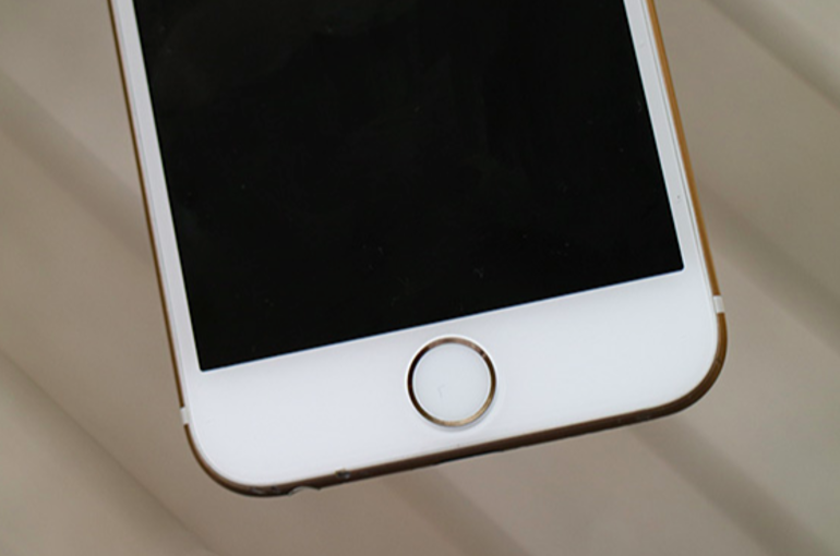 iPhoneを片手で操作するお役立ち情報